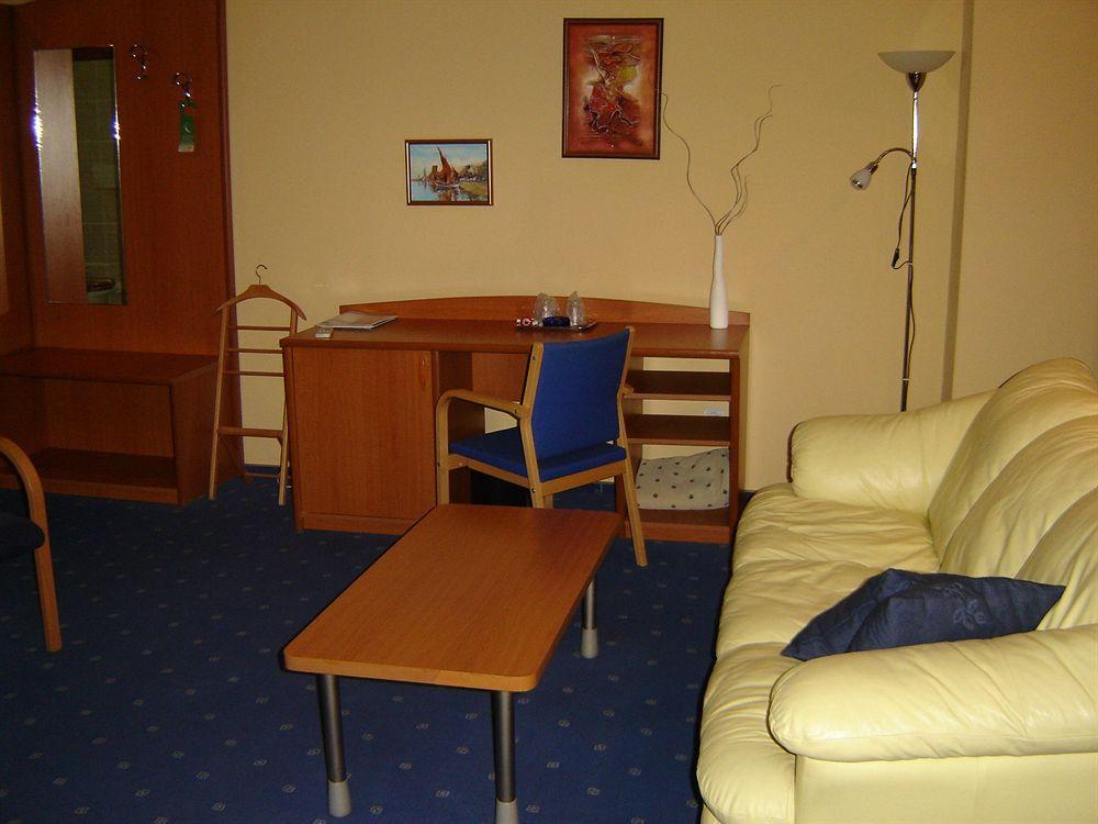 Hotel Millenium Κονστάντζα Εξωτερικό φωτογραφία